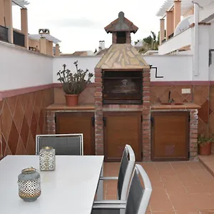 Zona Playa De Burriana Con Terraza , Nerja España